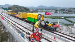 决保守配备续航难题